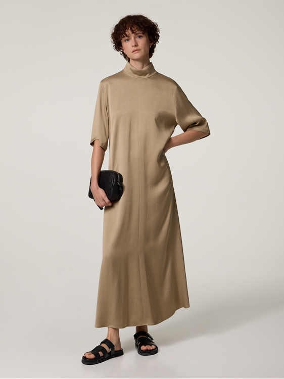 Bild von Maxikleid aus Satin SEIRAH